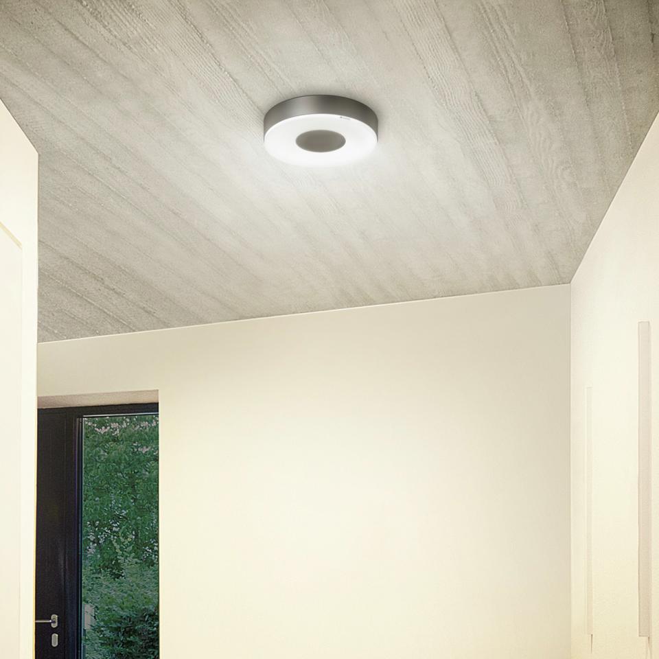 RS 200 SC Luminária Steinel c/ Detector de Movimento e Bluetooth