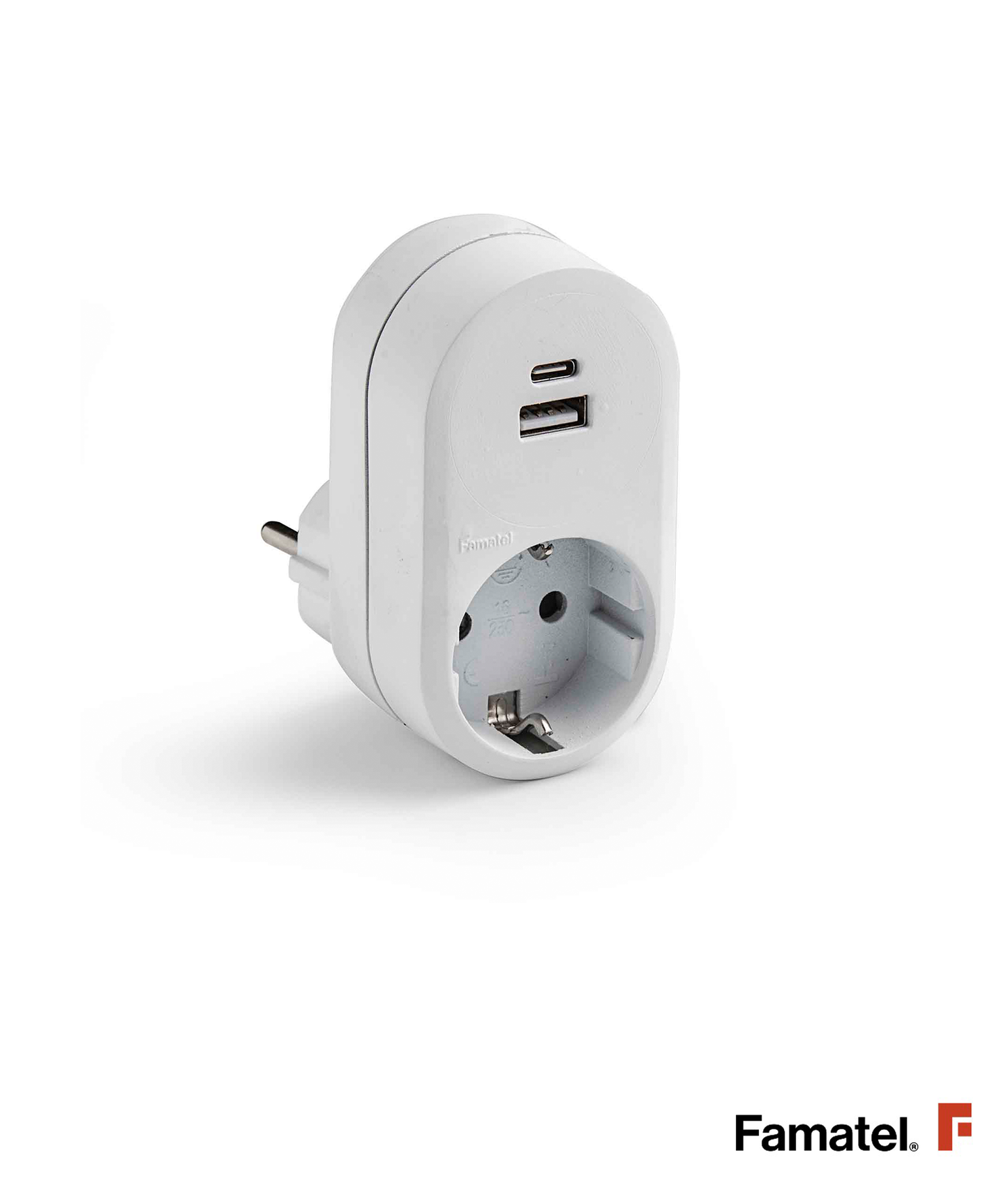 Tomada 2P 16A com USB Tipo A + USB Tipo C